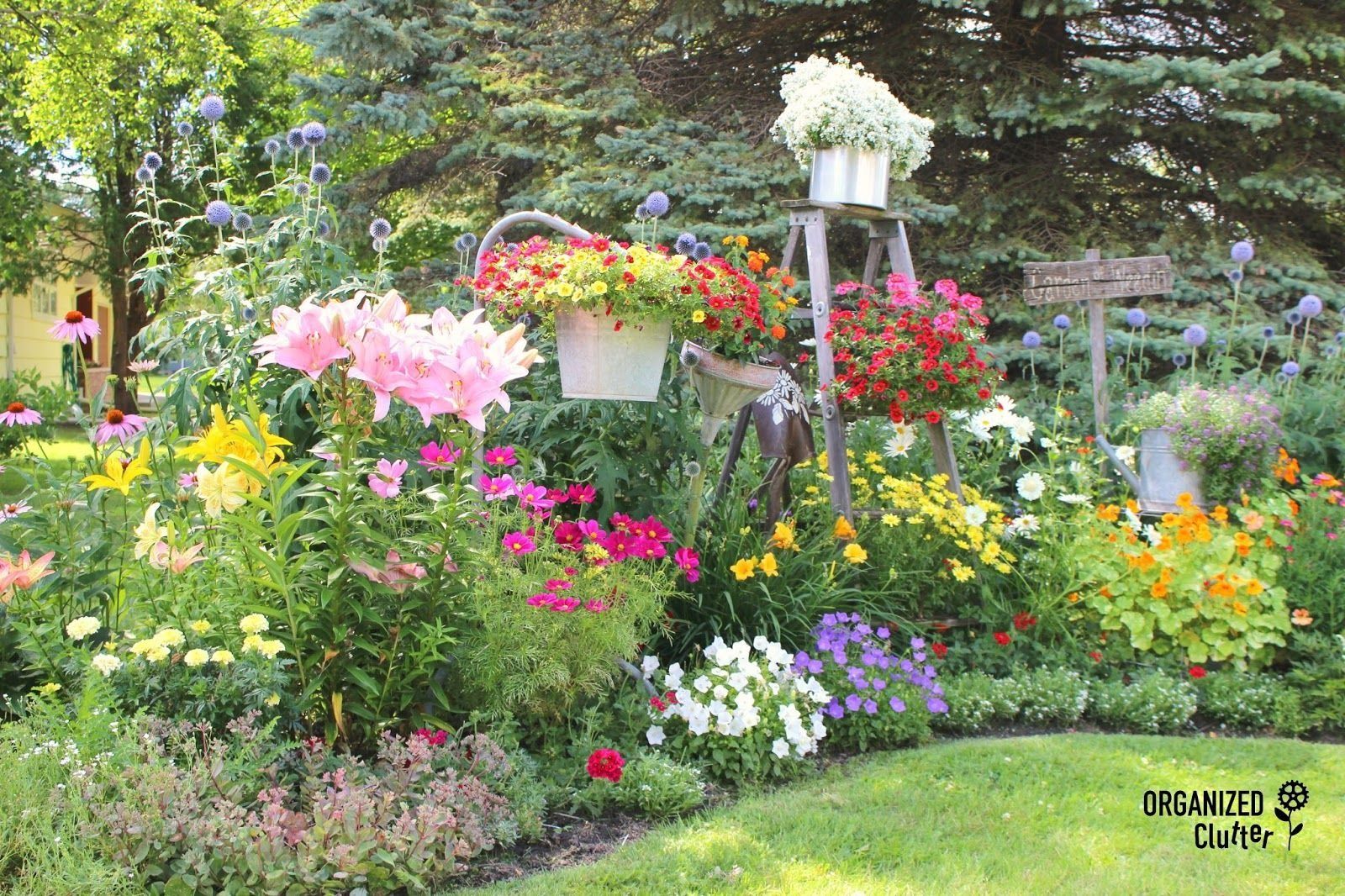 This Magical Garden Gives Whole New Meaning to 'Junkyard' - How to Repurpose  Junk In Your Garden