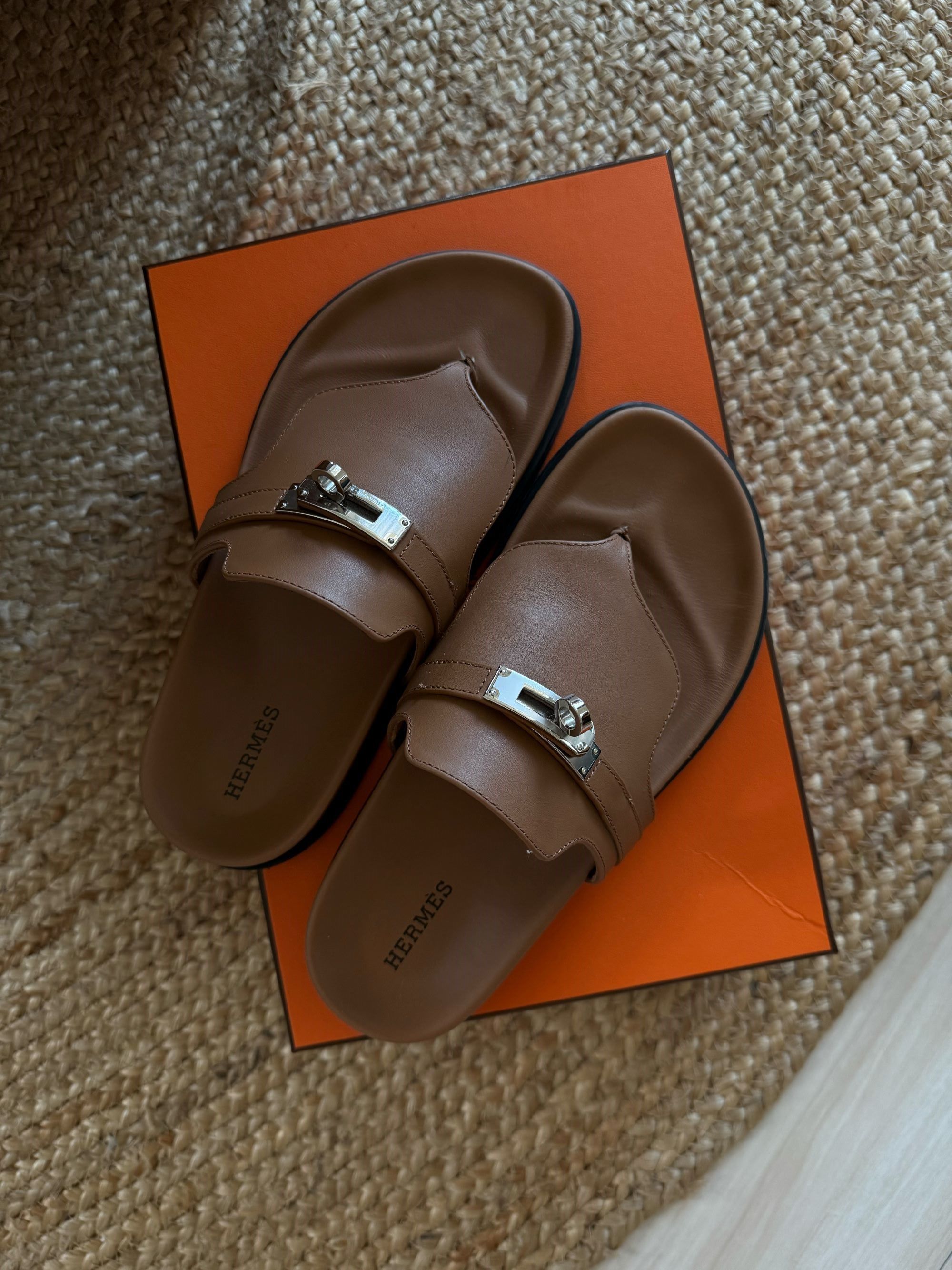 【大人の抜け感がお洒落♡】HERMES サンダル 大人の抜け感【HERMES】エルメスサンダル シプレ (HERMES