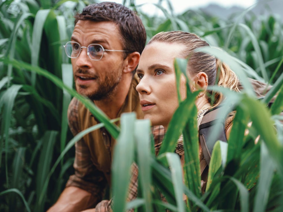Entertainment news Celebrity gossip Movie and TV show updates Latest celebrity news Trending entertainment stories jurassic world el renacer