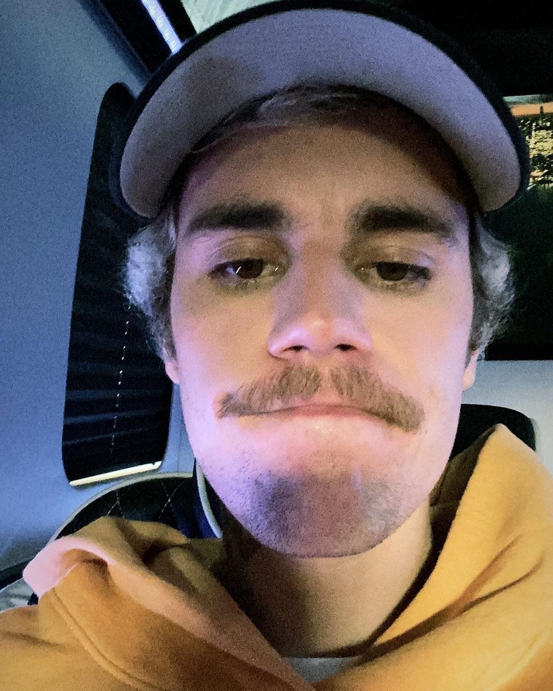 Bigote Y Barba De Justin Bieber