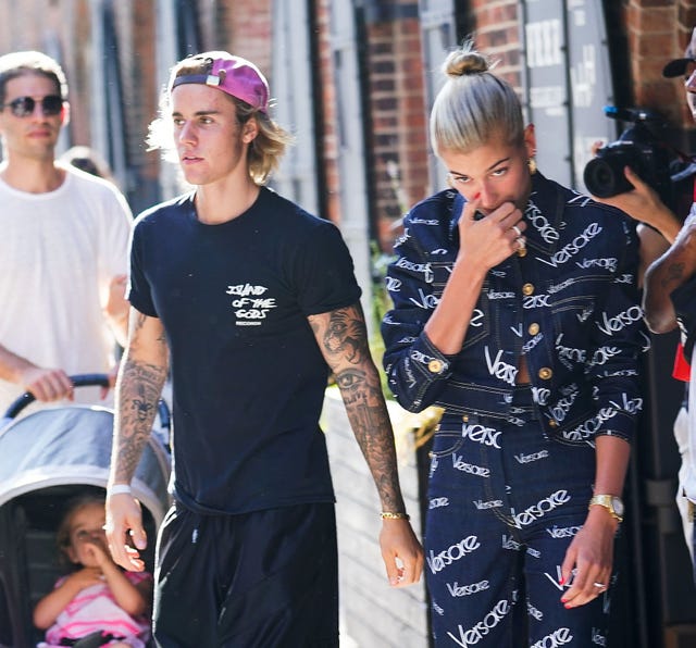 Hailey Baldwin and Justin Bieber Went For a Casual Walk With Her Huge  Engagement Ring