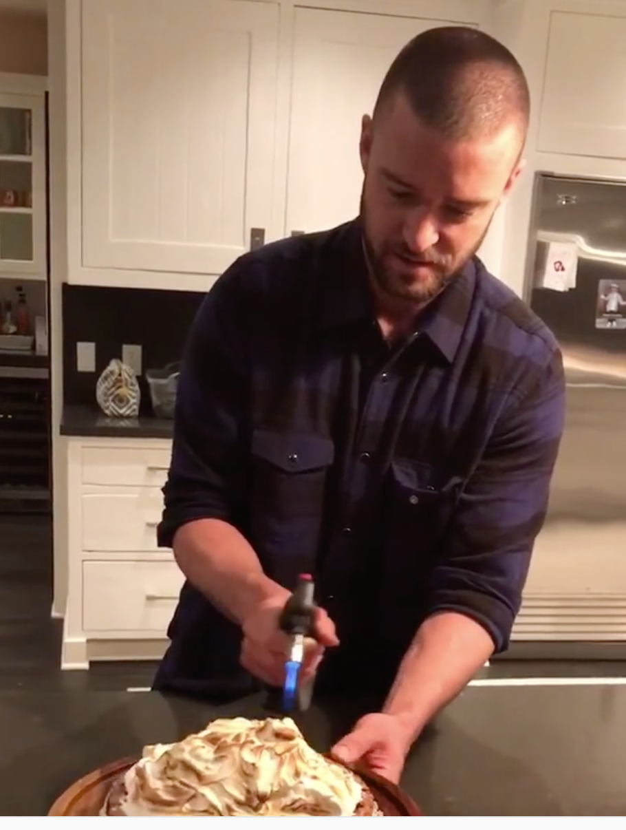 Food, Dish, Cuisine, Meat carving, Meal, Cooking, Cook, Eating, Chef, American food, 