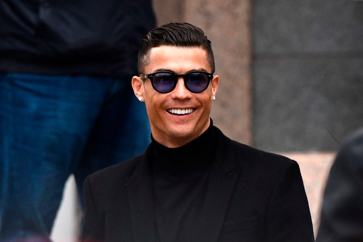 Occhiali da sole hot sale di ronaldo