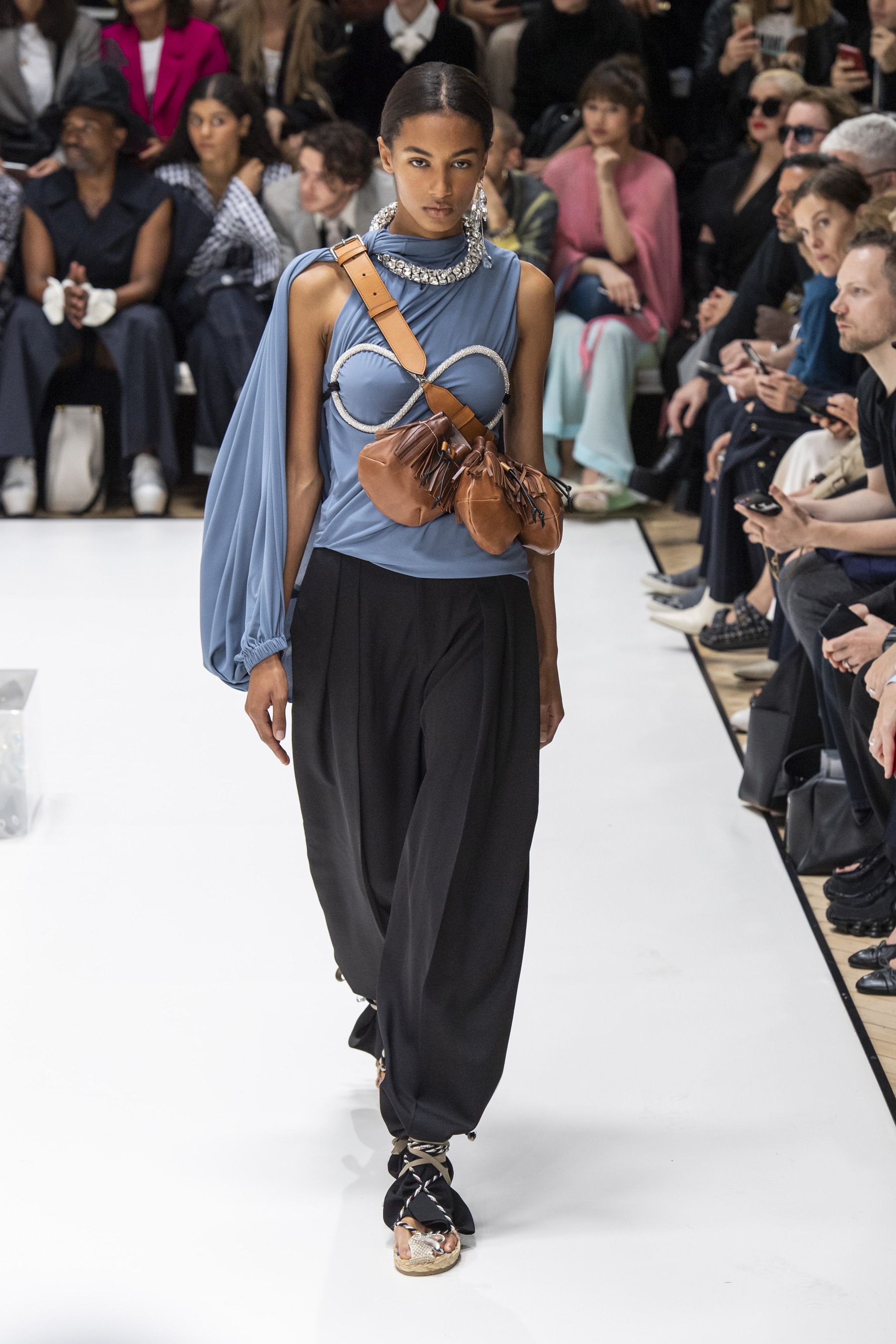 JW ANDERSON」（ジェイ ダブリュー アンダーソン）｜2020春夏