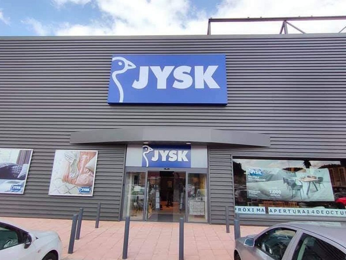 La firma danesa JYSK abre su tienda nº 100 en Valencia