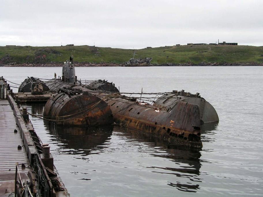 Decommissioned Submarines in the Russian Northwest: Assessing and Eliminating Risks 