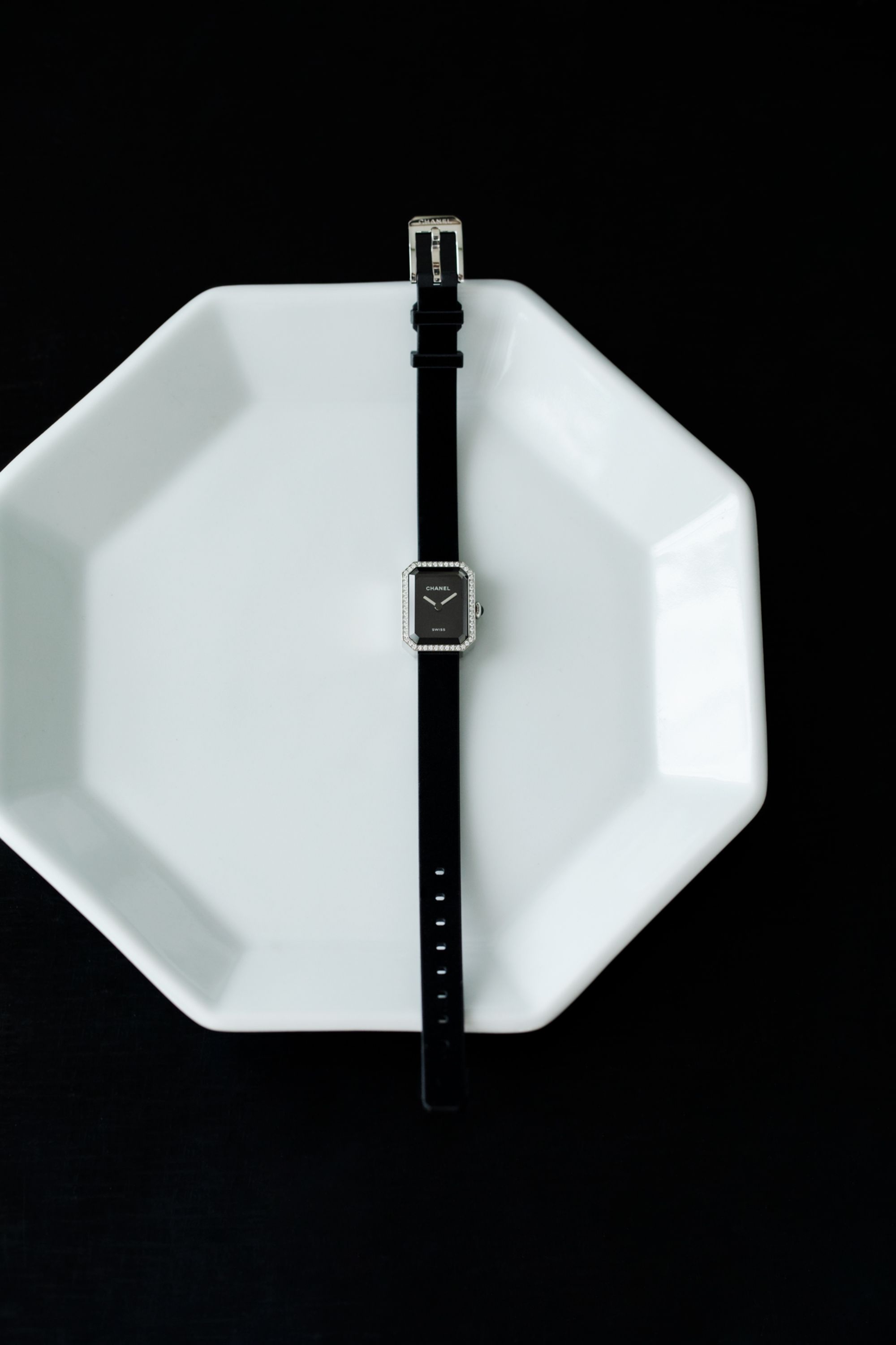 【24C☆プレゼントやご自身のご褒美に】 CHANEL キーリング 24C☆》CHANEL キーホルダー バッグにも (CHANEL/キーホルダー