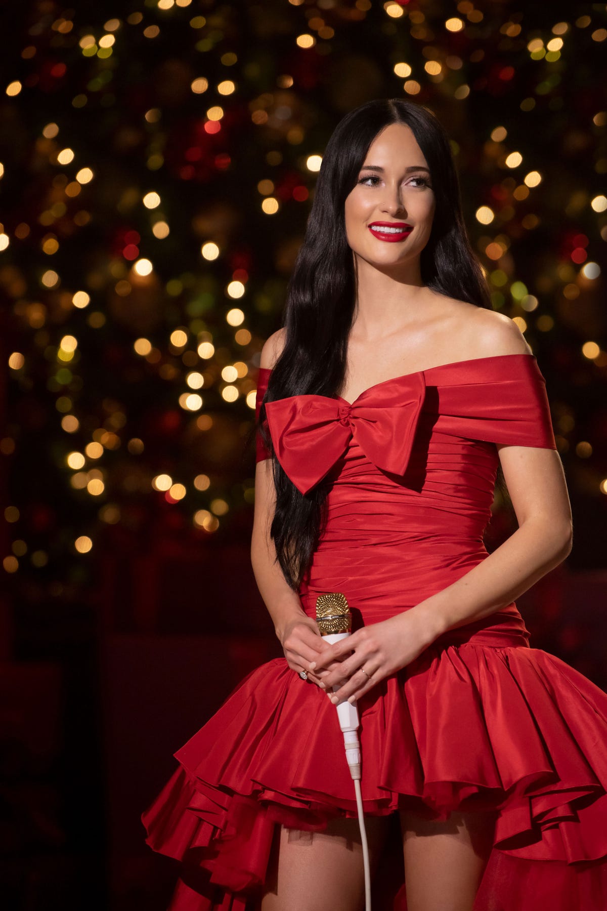 Kacey Musgraves' Christmas Special News, Cast, Release Date, Song List