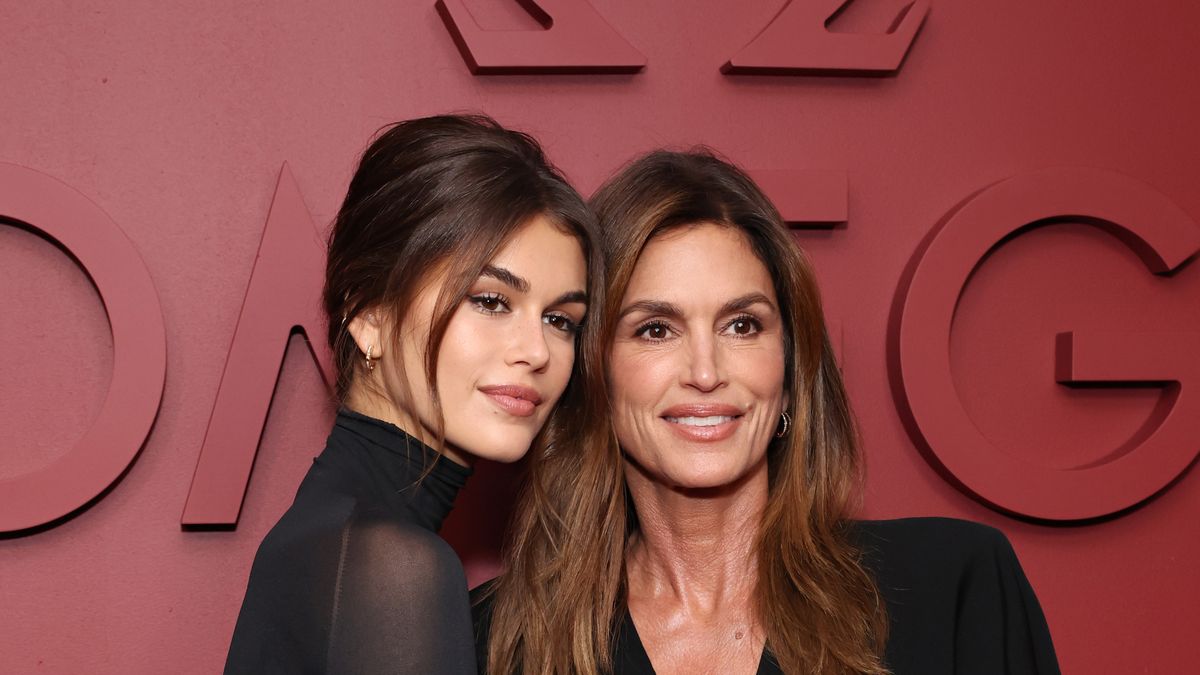 preview for Cindy Crawford and Kaia Gerber Moments