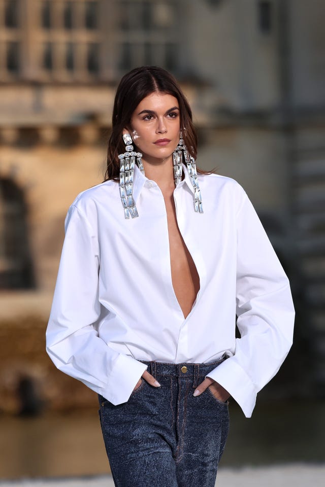 Kaia Gerber opens Valentino Couture show in unbuttoned shirt