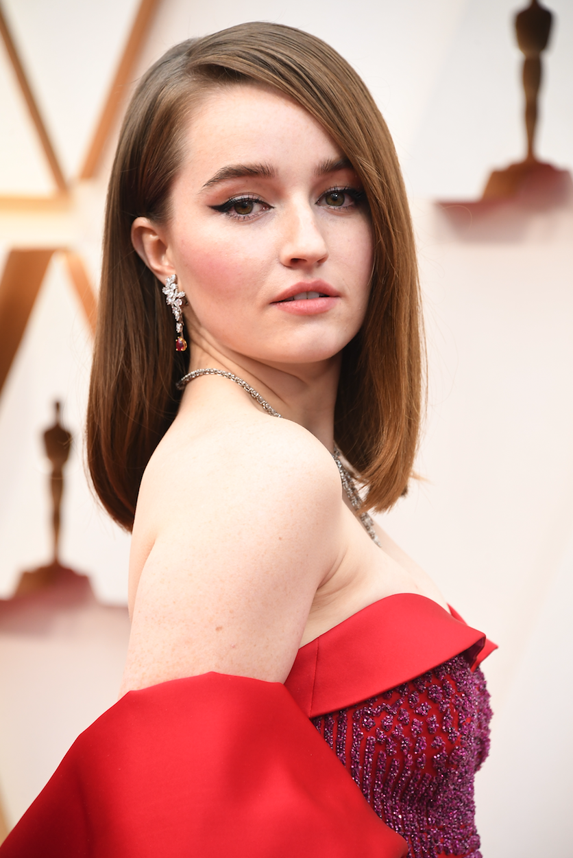 Kaitlyn Dever In Louis Vuitton - 2020 Oscars