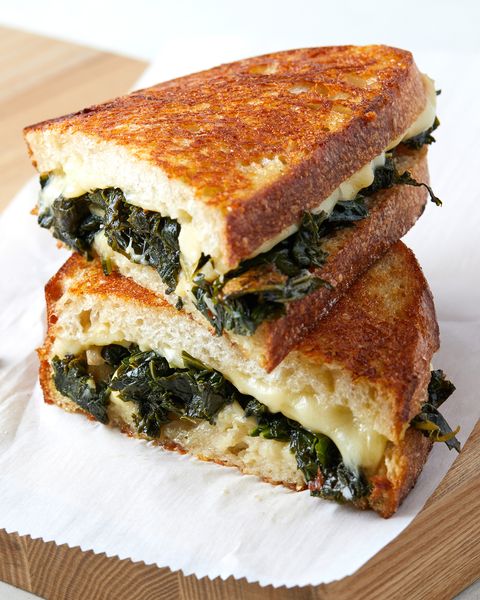 kale grilled cheese with parmesan cheese crust