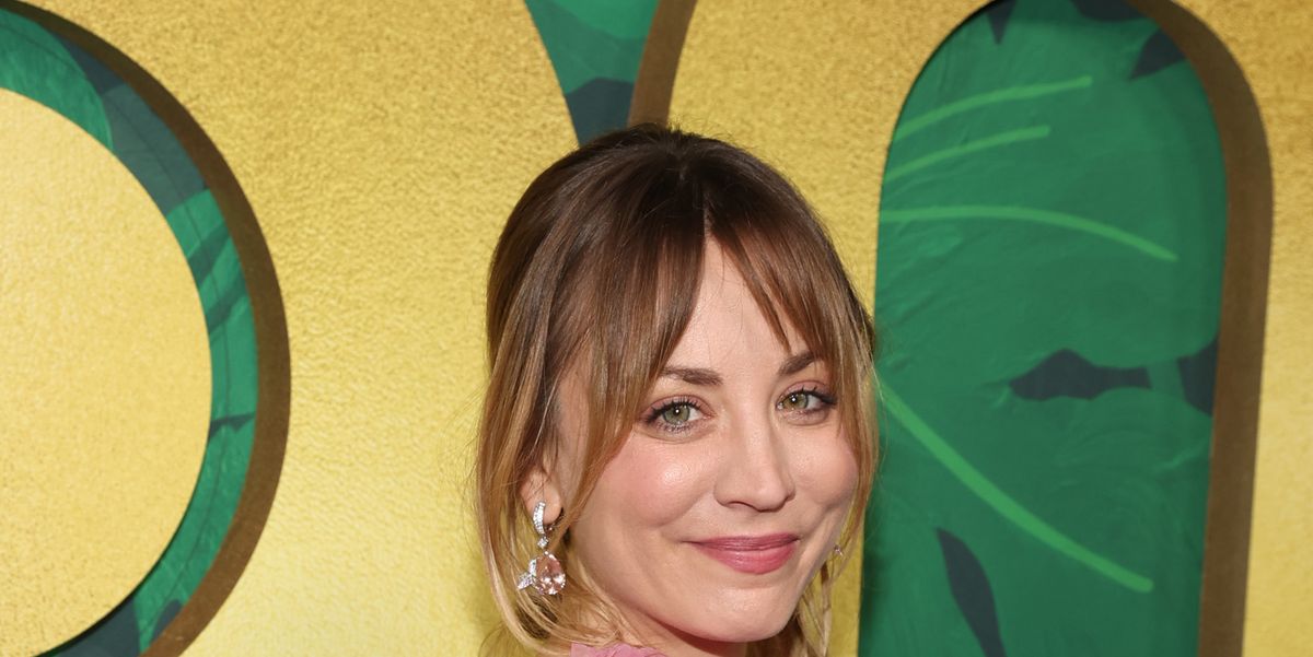Kaley Cuoco Just Debuted Her New Boyfriend and Killer Legs in a Mini ...