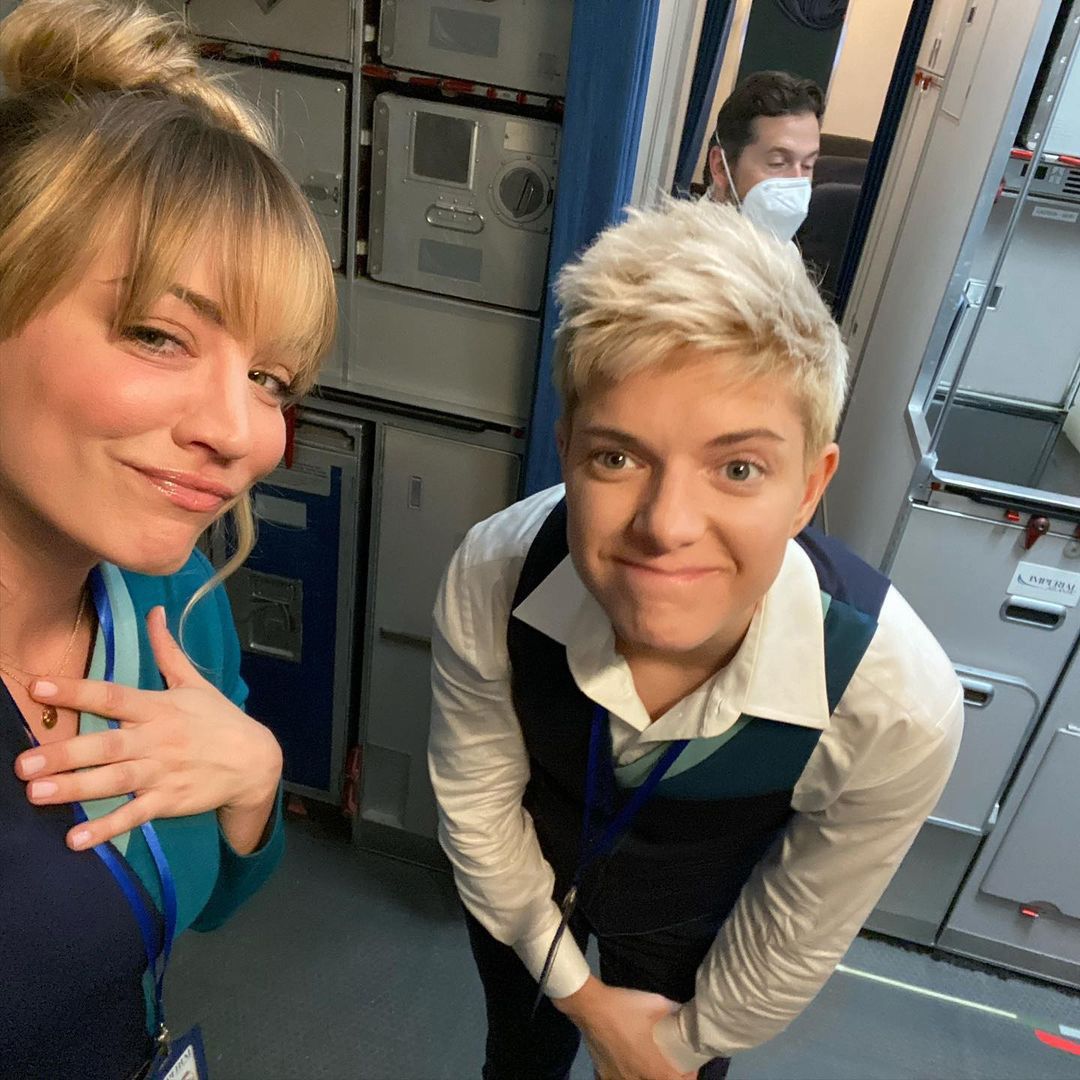 Kaley Cuoco reveals first look at Mae Martin in Flight Attendant