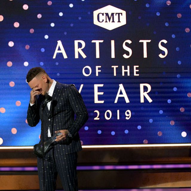 kane brown cmt artists of the year 2019