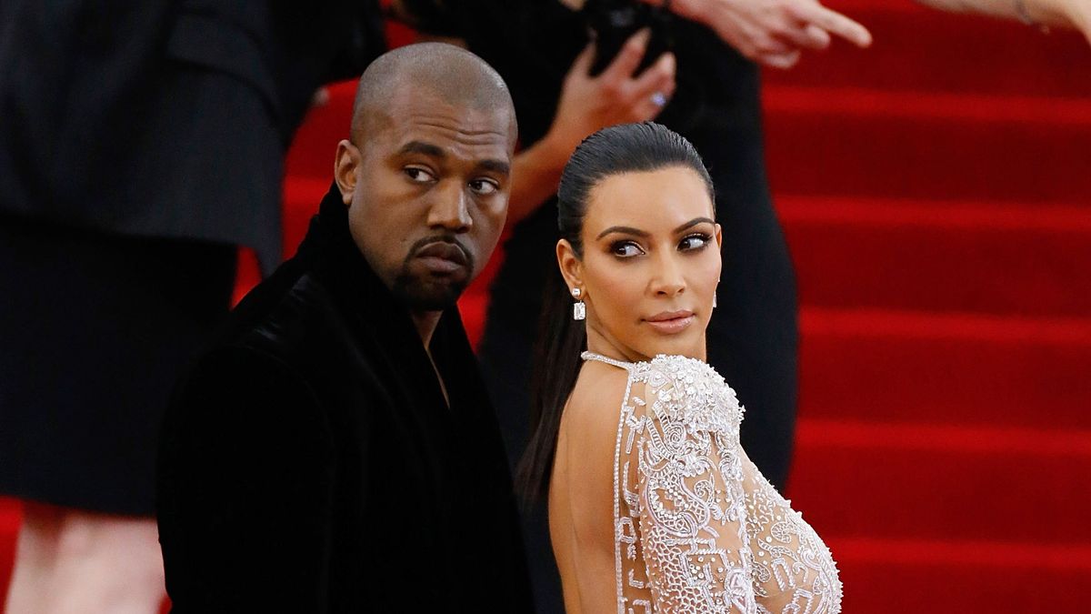 preview for Kim Kardashian AVOIDED Kanye ‘Ye’ West By Doing THIS!