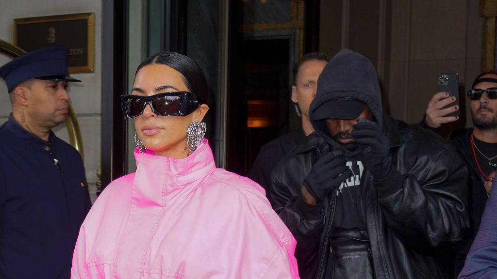 Kim Kardashian And Ex Kanye West Leave Together For SNL