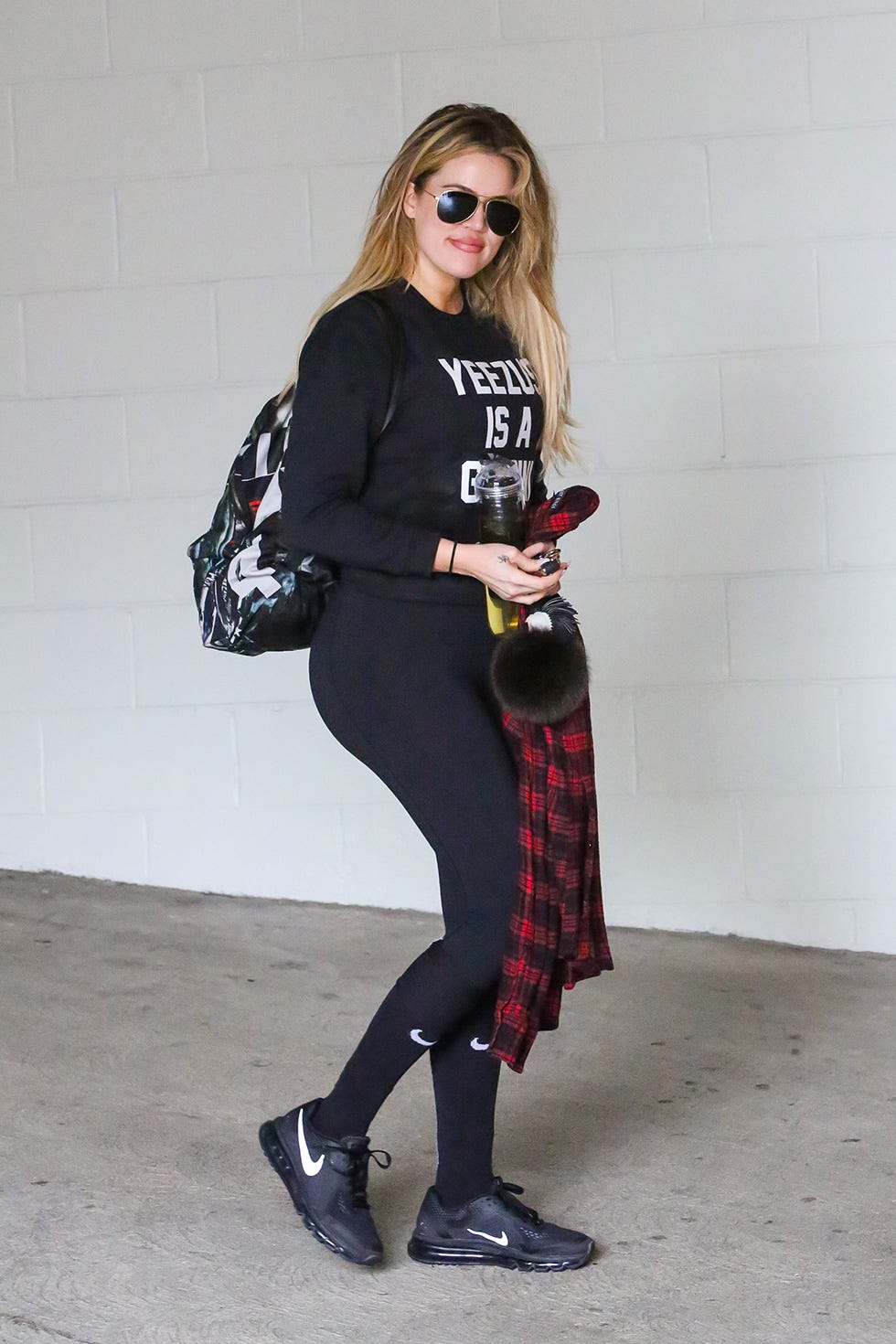 Clothing, Plaid, Tights, Tartan, Pattern, Leggings, Footwear, Street fashion, Fashion, Design, 