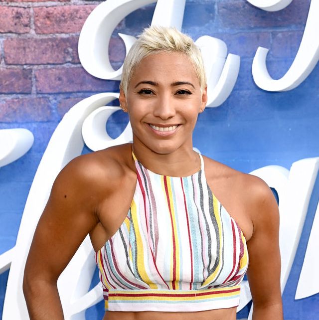 https://hips.hearstapps.com/hmg-prod/images/karen-hauer-attends-the-screening-of-in-the-heights-at-back-news-photo-1642074585.jpg?crop=1.00xw:0.669xh;0.00170xw,0.0193xh&resize=640:*