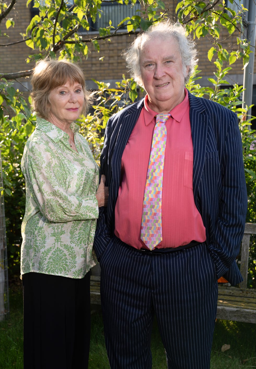 karen henthorn as julie bates and paul bradley as nigel bates in eastenders