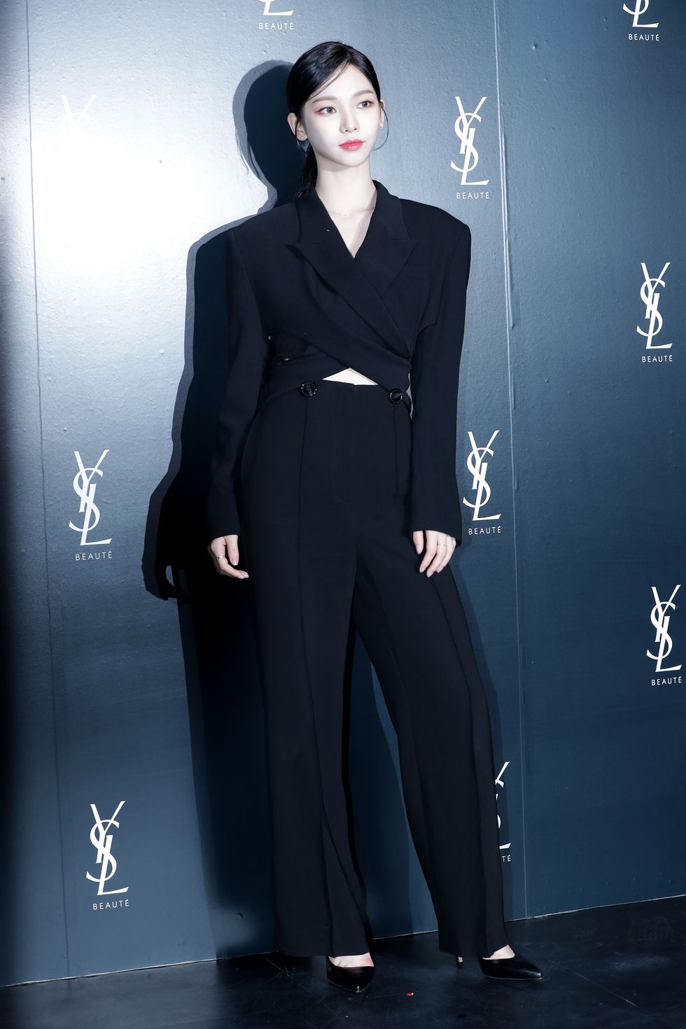 'ysl beauty zone' pop up store open photocall
