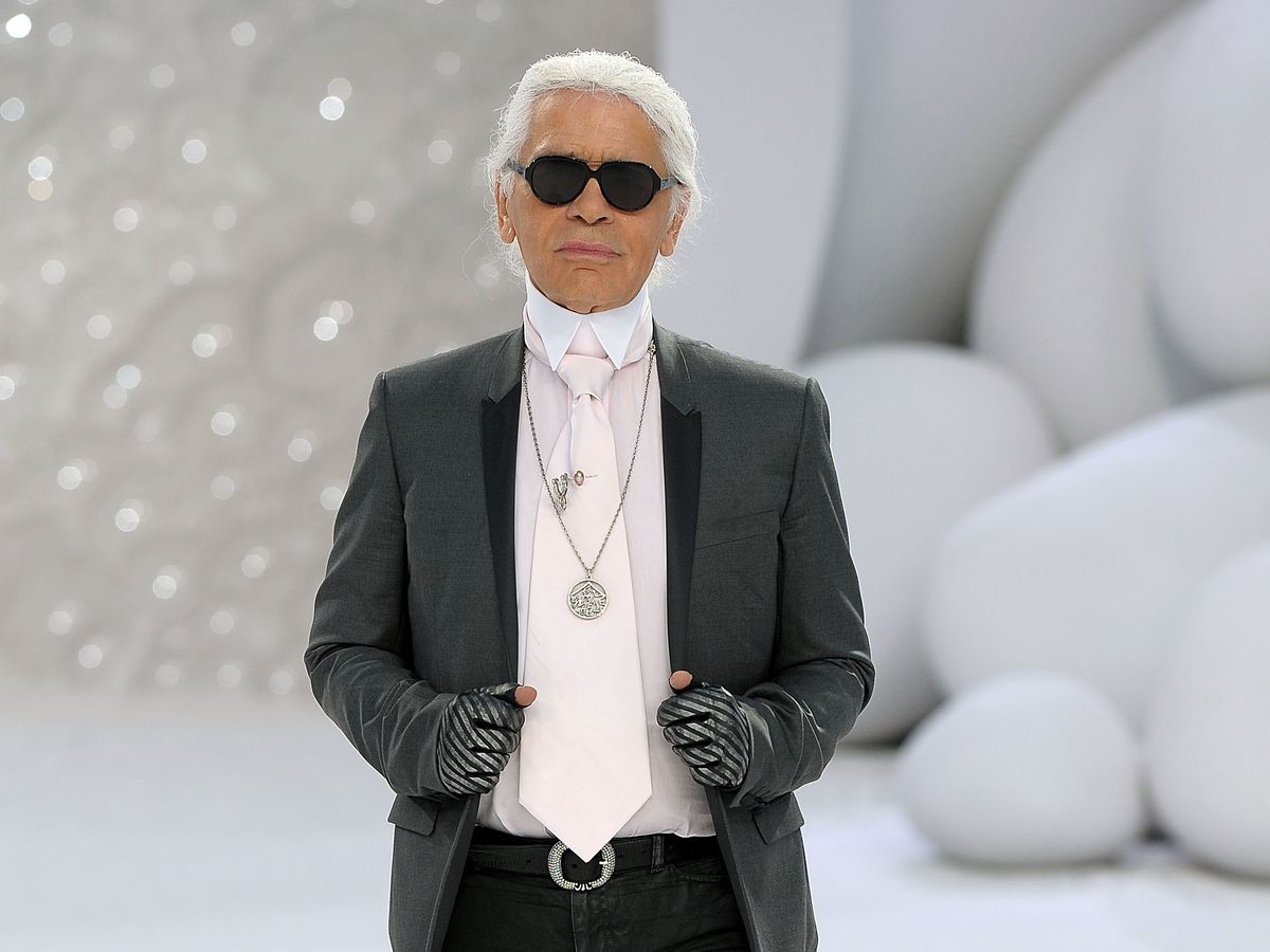 How Karl Lagerfeld Became Master of the Celebrity Fashion Universe