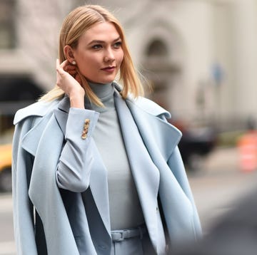 Karlie Kloss denies pregnancy