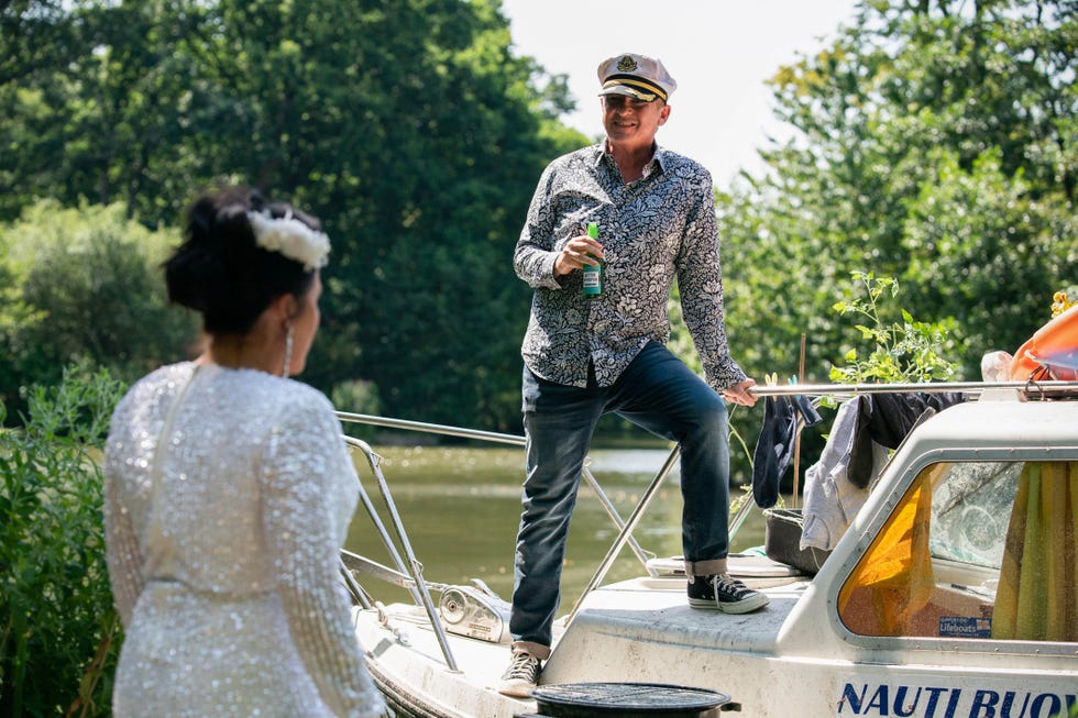 EastEnders hints at Kat & Alfie reunion as Tommy plays matchmaker