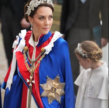 凱特王妃穿搭重要場合衣服品牌都選「她」！打造世紀婚紗、夏綠蒂母女裝穿搭的經典造型