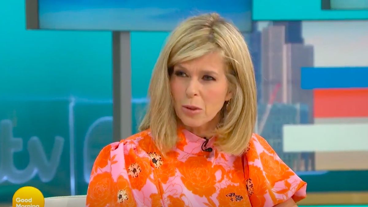 Kate Garraway gets giant knickers out on Good Morning Britain