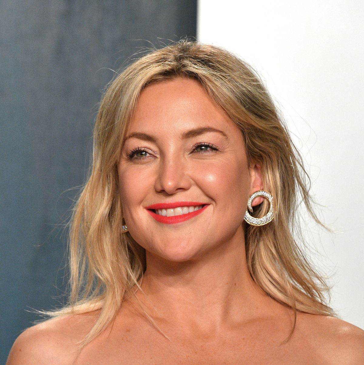 Kate Hudson Gets Suited in Sequined Blazer & Boots With Louis