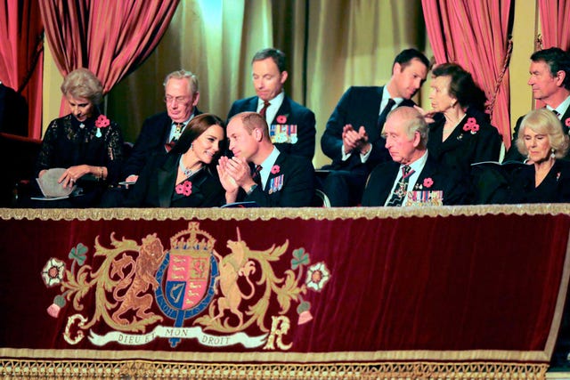 el rey carlos iii preside su primer día del recuerdo