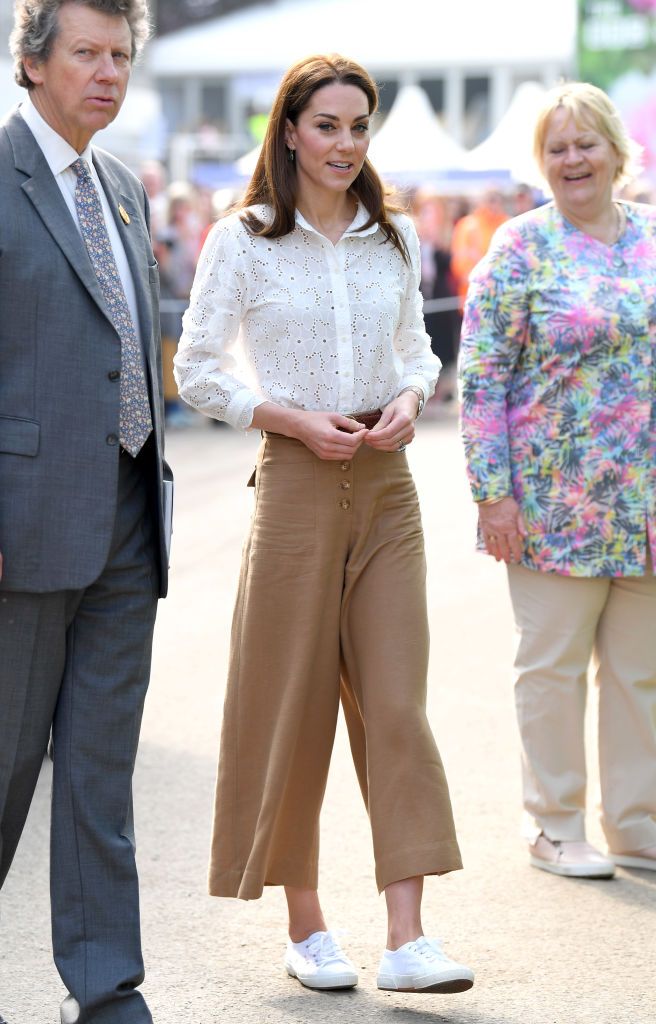Kate Middleton's Favourite Black Trousers Are On Sale - Vogue Australia
