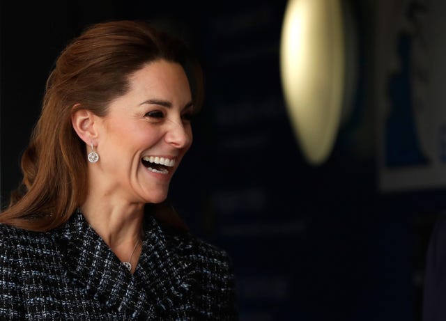 Face, Facial expression, Smile, Beauty, Cheek, Organ, Ear, Laugh, Mouth, Photography, 