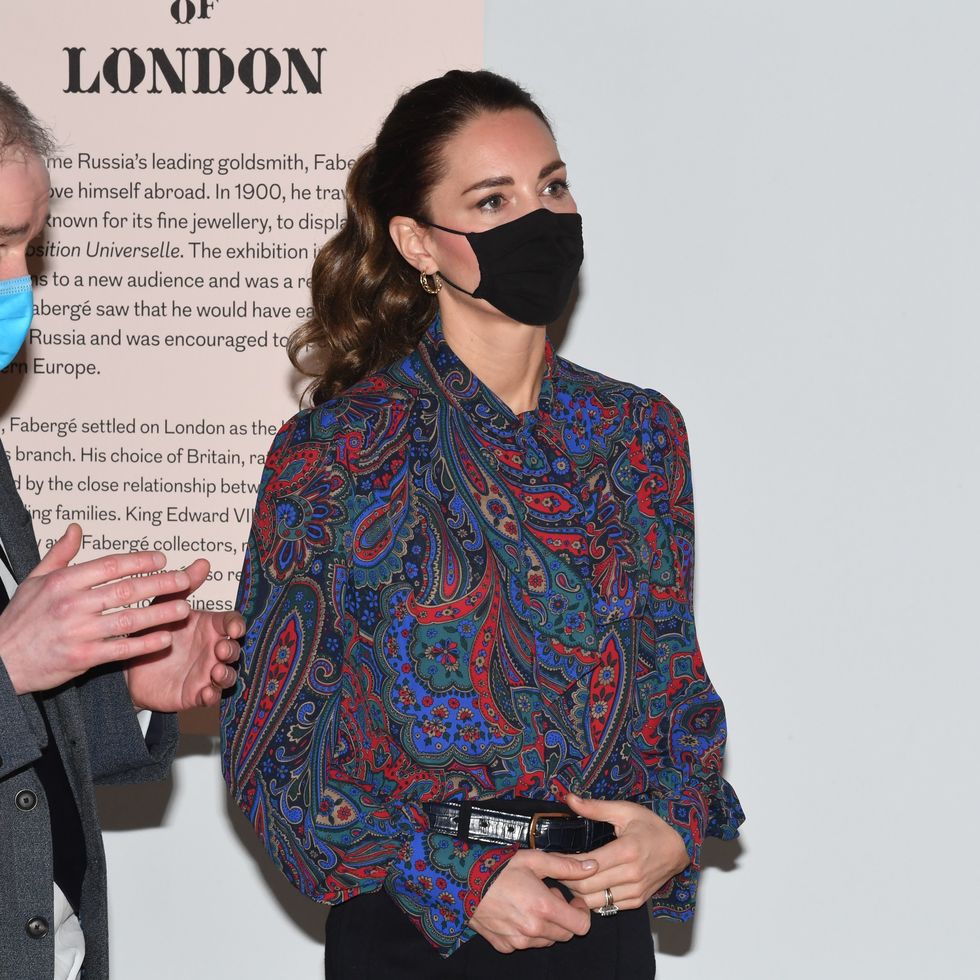 london, england   december 02 catherine, duchess of cambridge visits the faberge in london romance to revolution exhibition at the victoria and albert museum on december 2, 2021 in london, england photo by jeremy selwyn   wpa poolgetty images