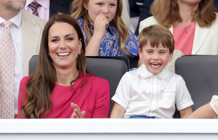 kate middleton just shared the cutest photo of herself as a baby