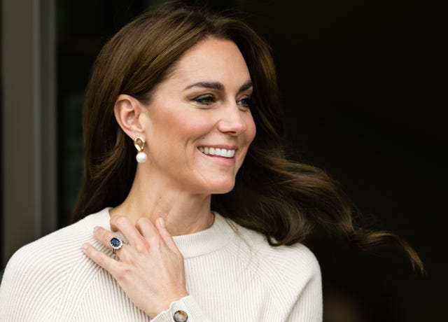 kate middleton knitted co ord sezane