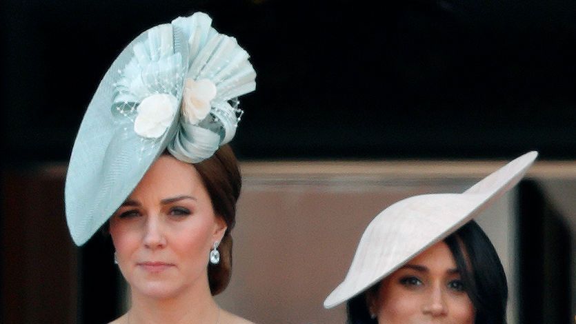 preview for Tutti gli abiti a fiori di Kate Middleton