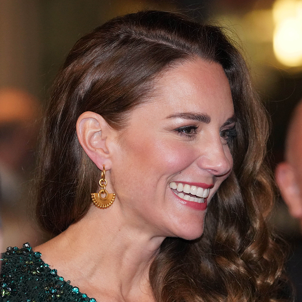 Kate middleton missoma deals earrings