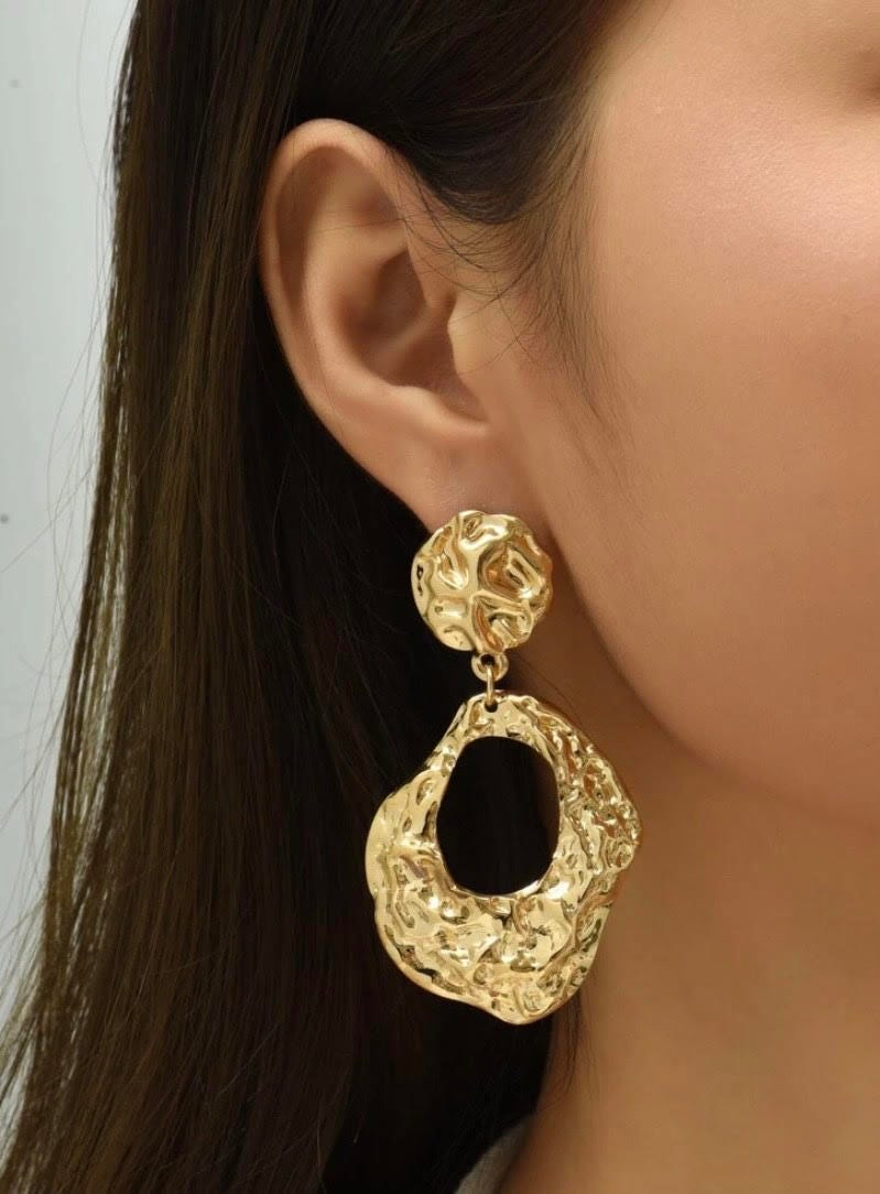 pendientes dorados