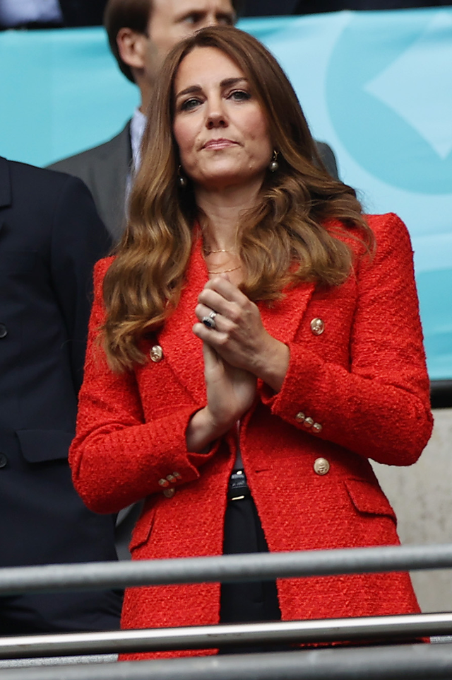 kate middleton recycled outfit
