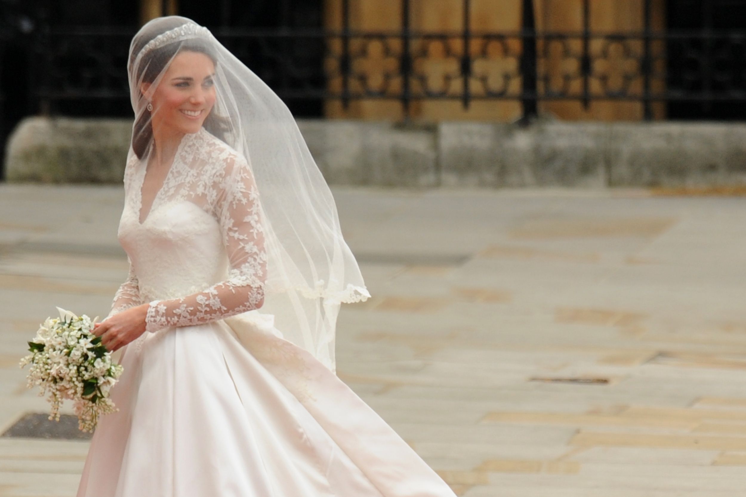 High Quality Custom Made Lace Bishop Sleeve Wedding Dress With Ruffles And  Cathedral Train By Stunning Kate Middleton From Verycute, $48.46 |  DHgate.Com