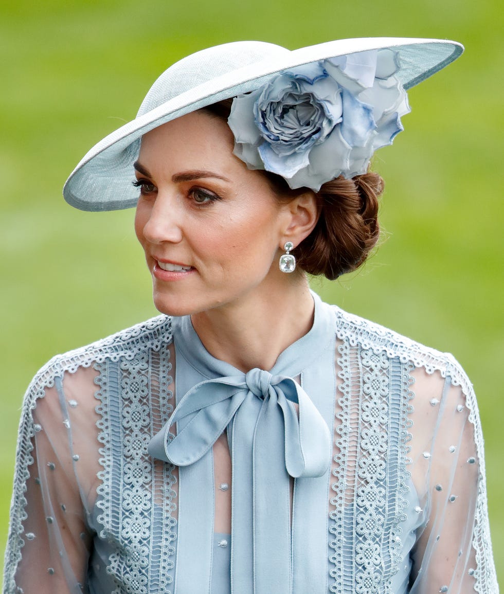 kate middleton meghan markle diamonds