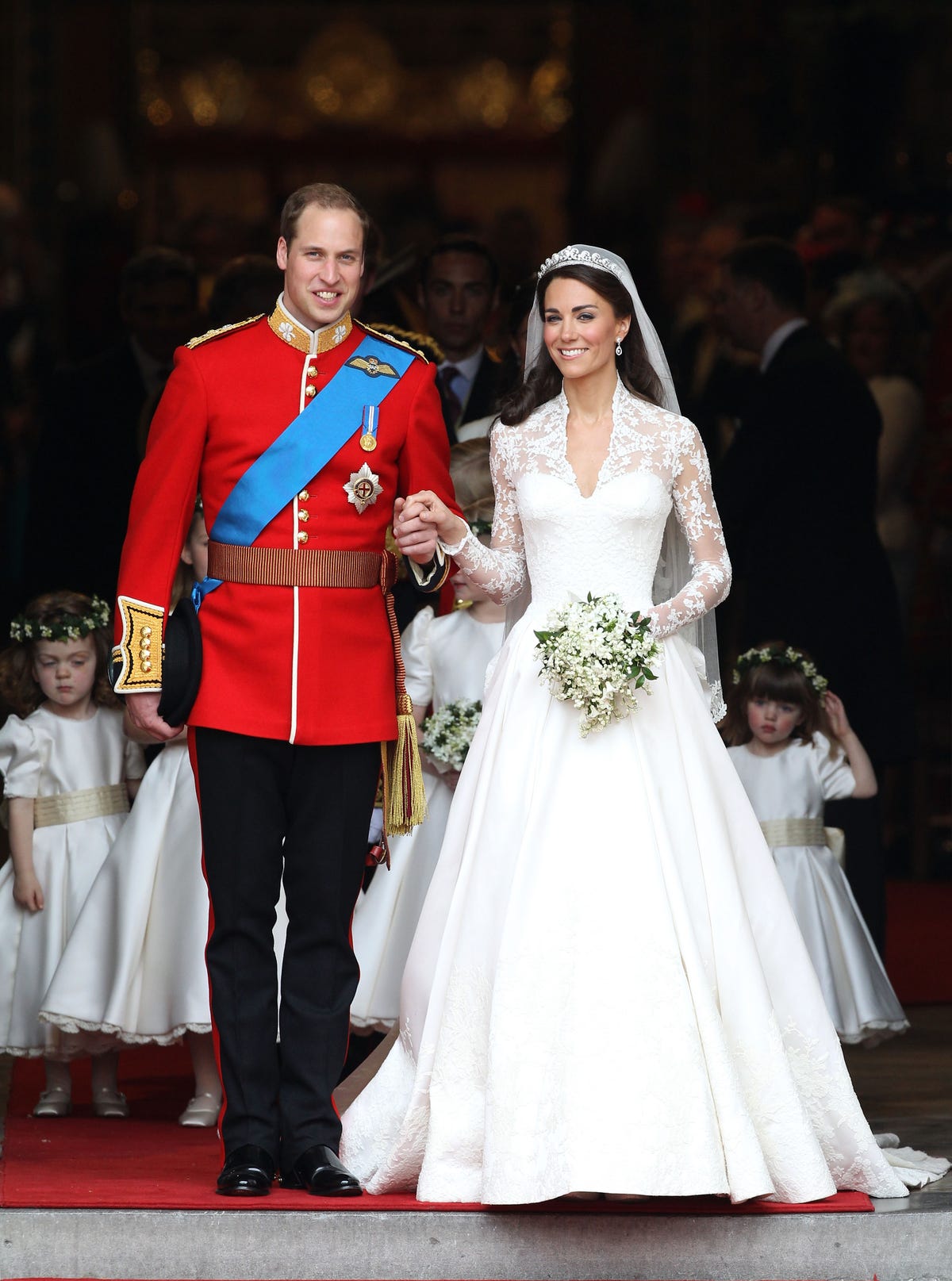 Kate Middleton cried when her wedding dress designer leaked