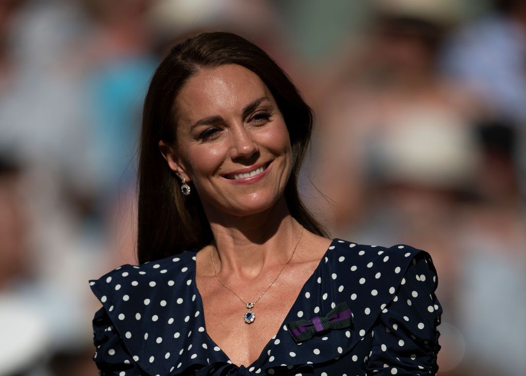 Kate Middleton perfect in polka dots for Wimbledon final - pictures