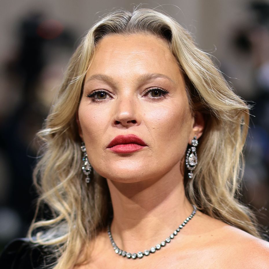 kate moss reflects on "nothing tastes as good as skinny feels"
