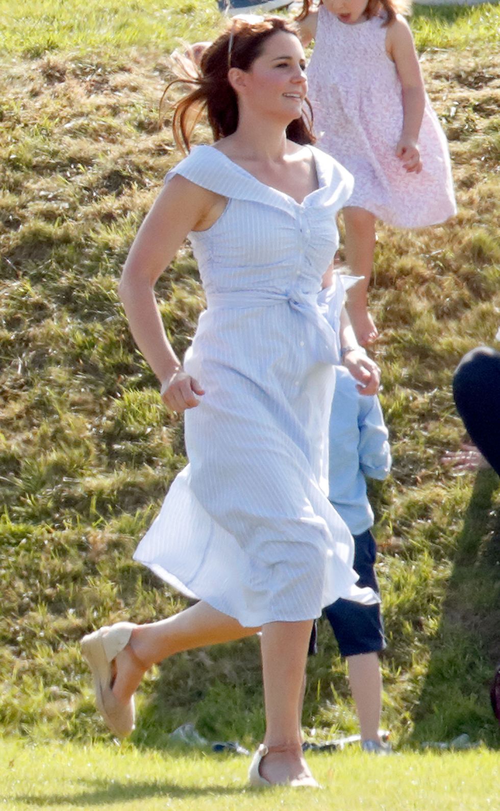 Duchess of Cambridge wedges espadrilles - Kate Middleton shoes