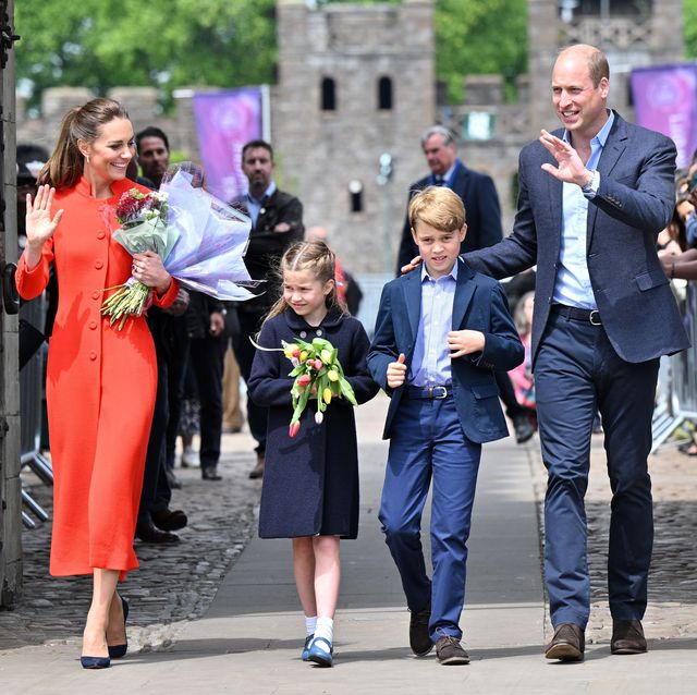 cardiff, wales   june 04 catherine, duchess of cambridge, princess charlotte of cambridge, prince george of cambridge and prince william, duke of cambridge depart after a visit of cardiff castle on june 04, 2022 in cardiff, wales photo by samir husseinwireimage