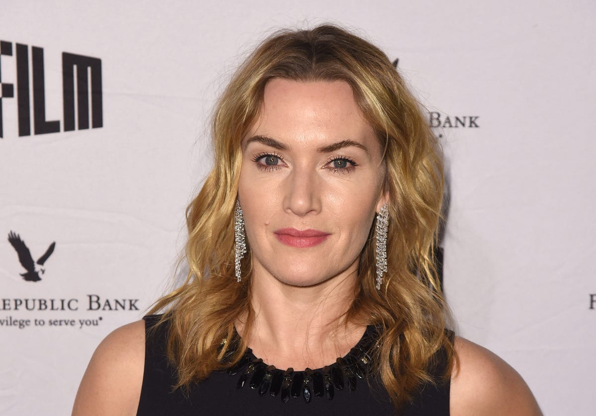 Kate Winslet pancia: le foto non ritoccate nel suo ultimo film