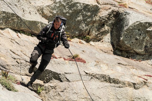 Bear Grylls's Tips for Surviving Both Mountain Lions and Coworkers (Only  One Involves Running)